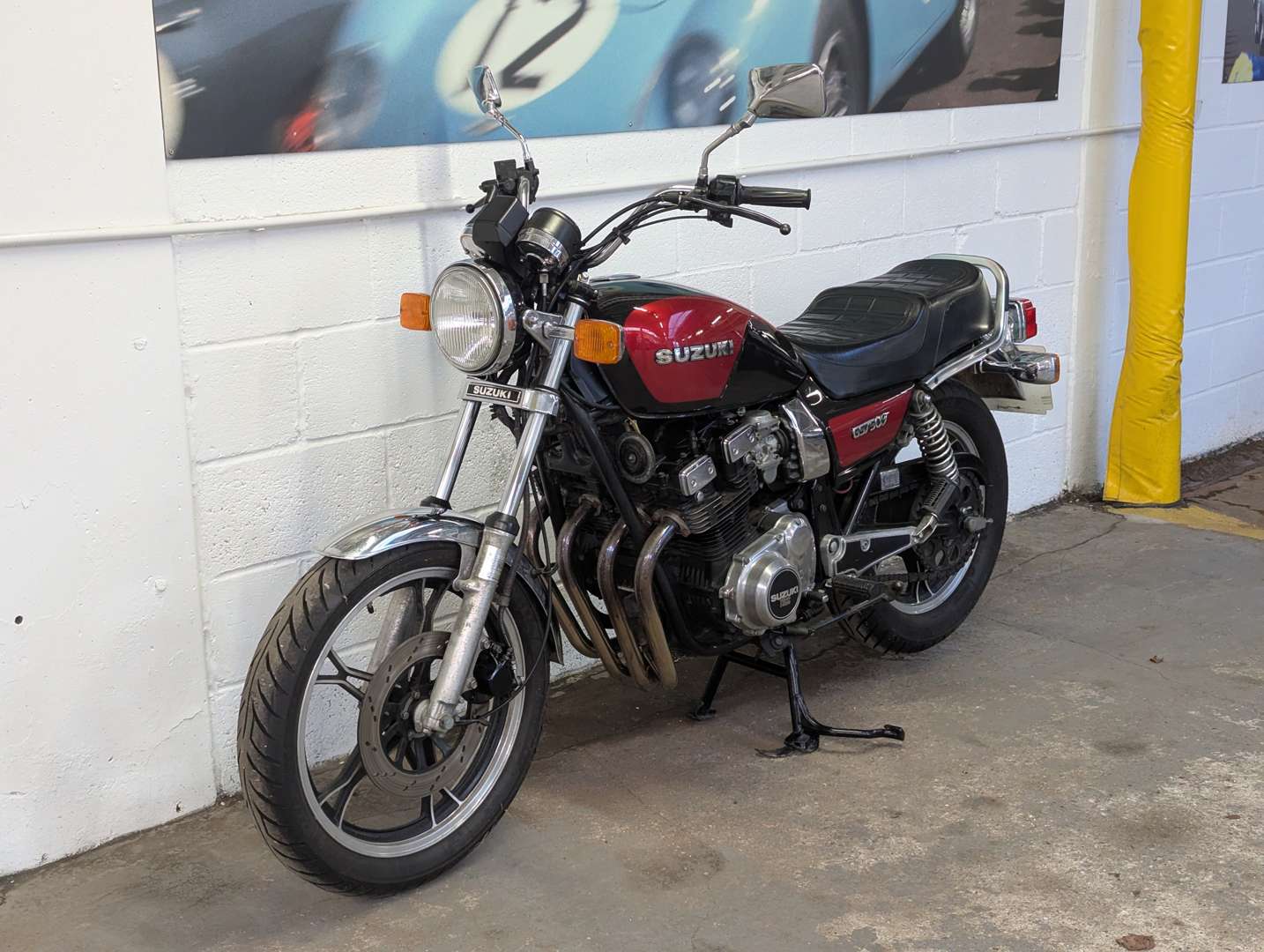 <p>1983 SUZUKI GS750 LT</p>