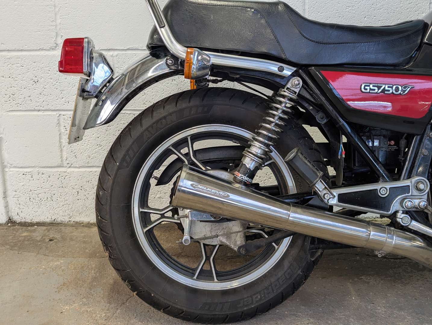 <p>1983 SUZUKI GS750 LT</p>