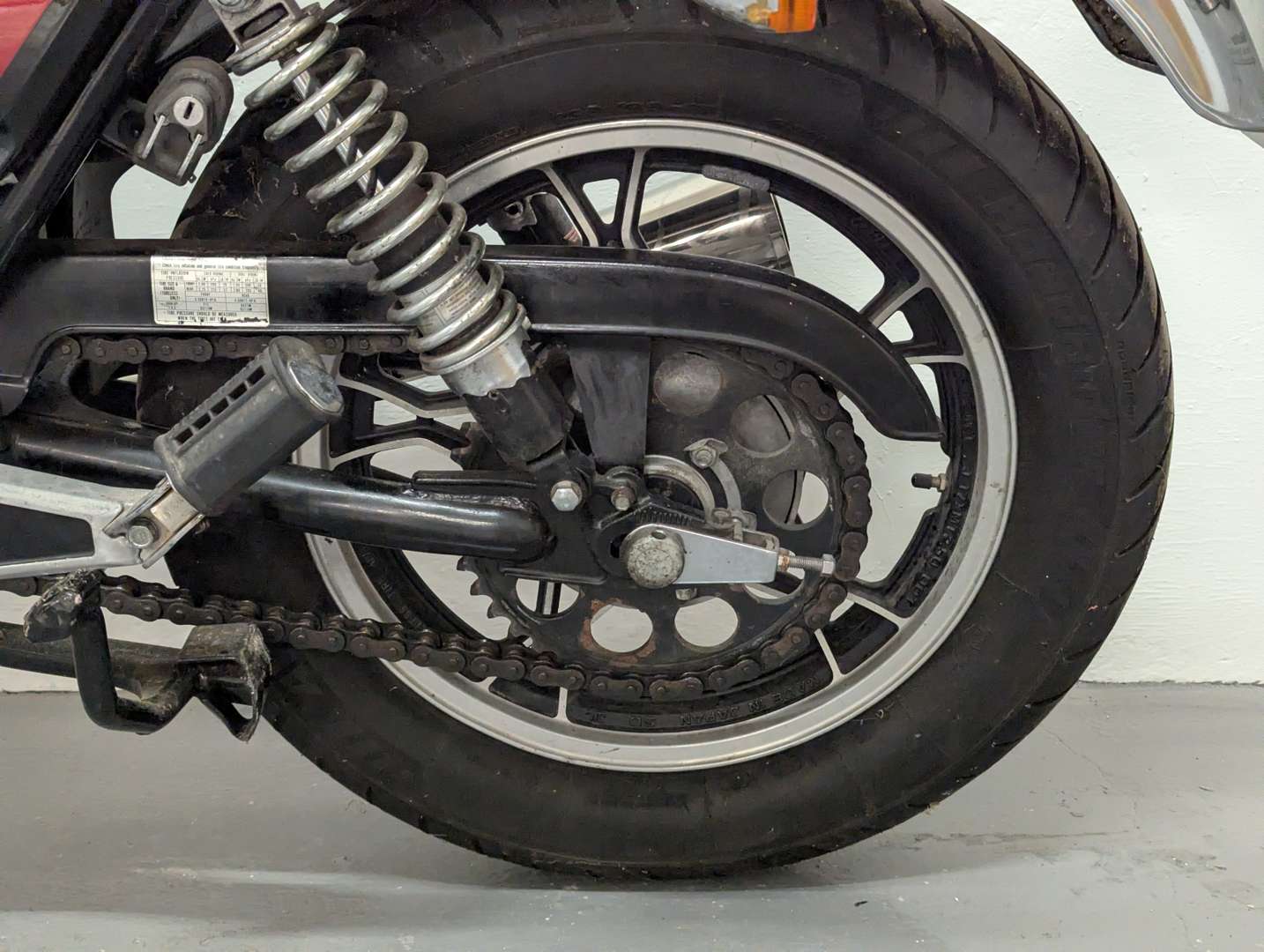 <p>1983 SUZUKI GS750 LT</p>