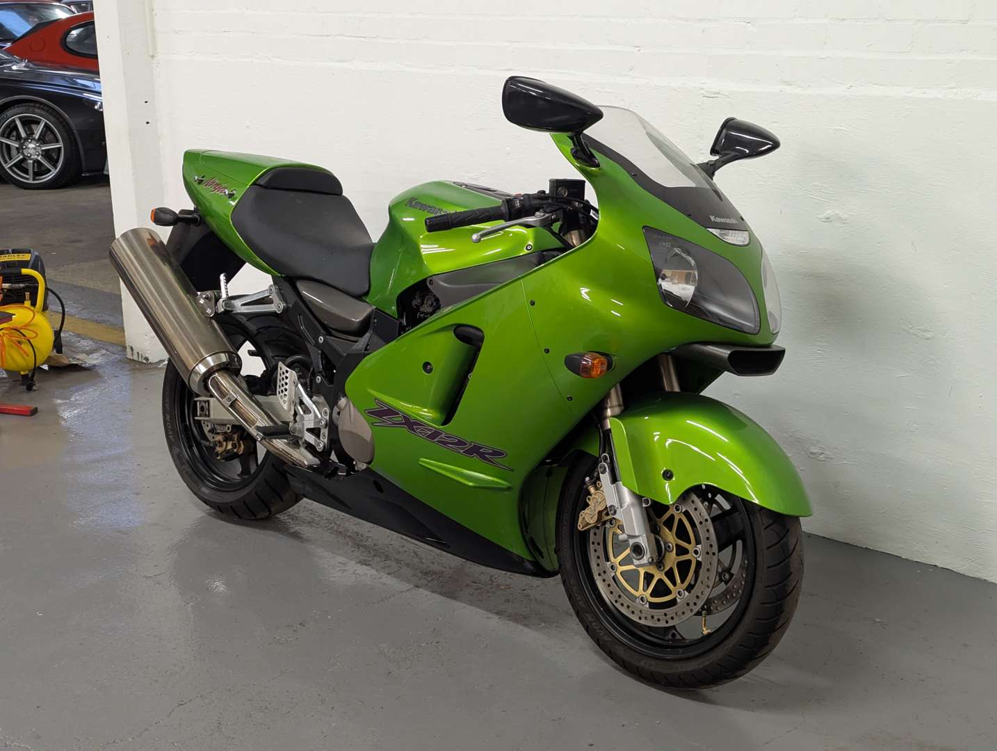<p>2001 KAWASAKI ZX1200-A1</p>