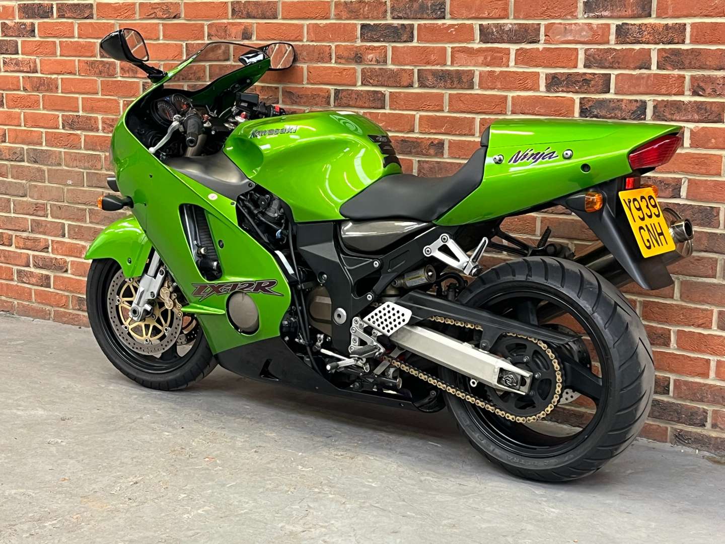 <p>2001 KAWASAKI ZX1200-A1</p>