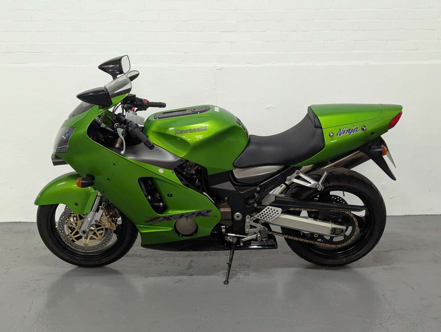 <p>2001 KAWASAKI ZX1200-A1</p>