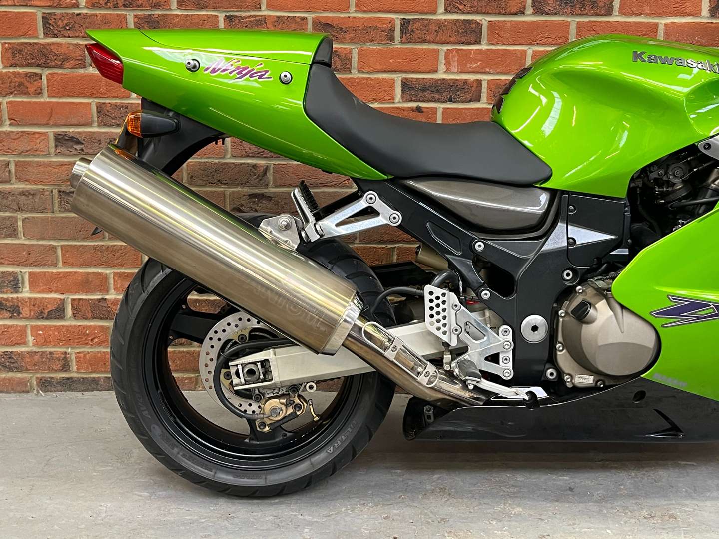 <p>2001 KAWASAKI ZX1200-A1</p>