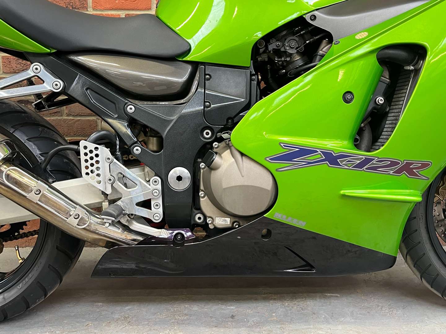 <p>2001 KAWASAKI ZX1200-A1</p>