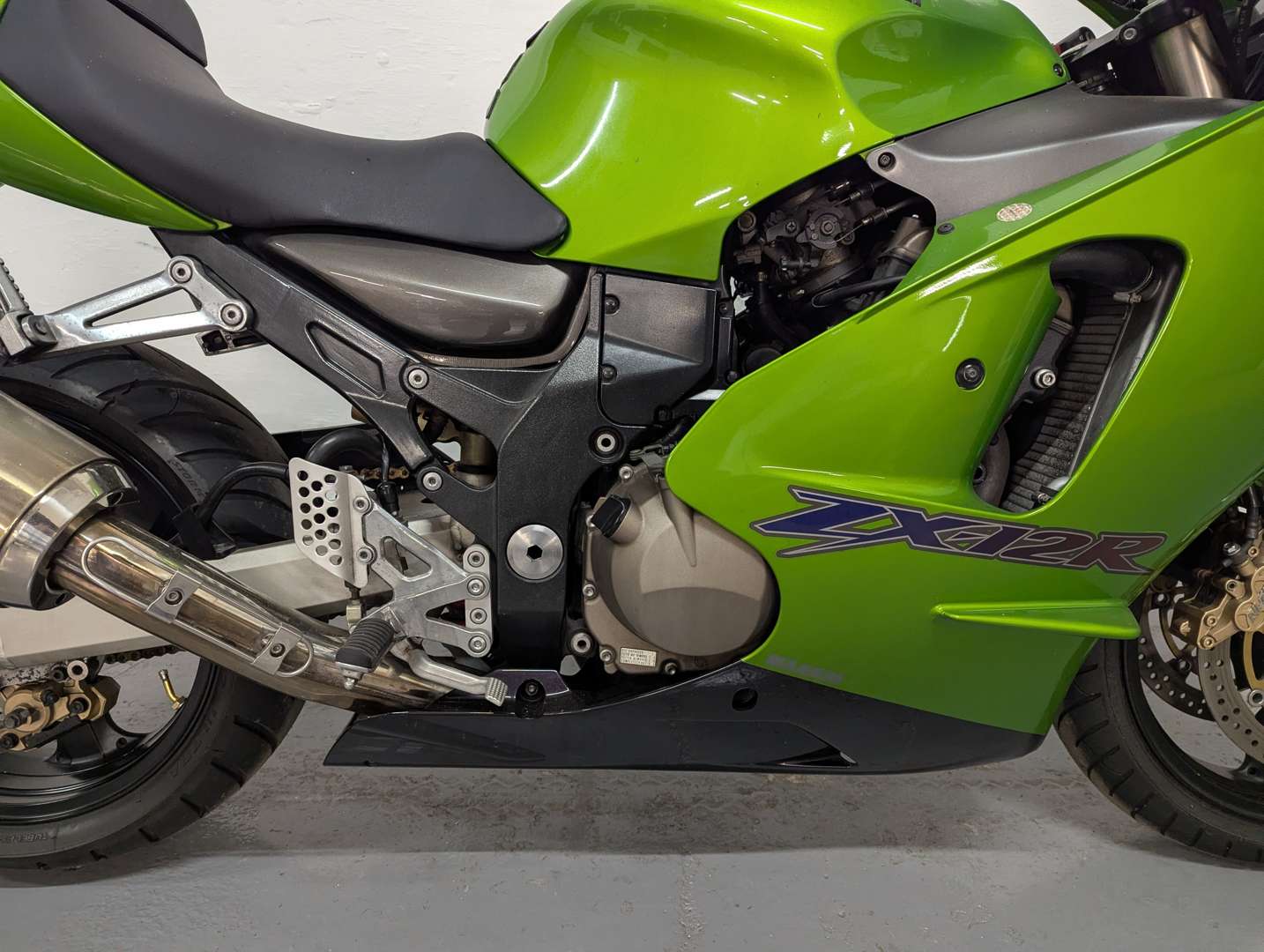 <p>2001 KAWASAKI ZX1200-A1</p>