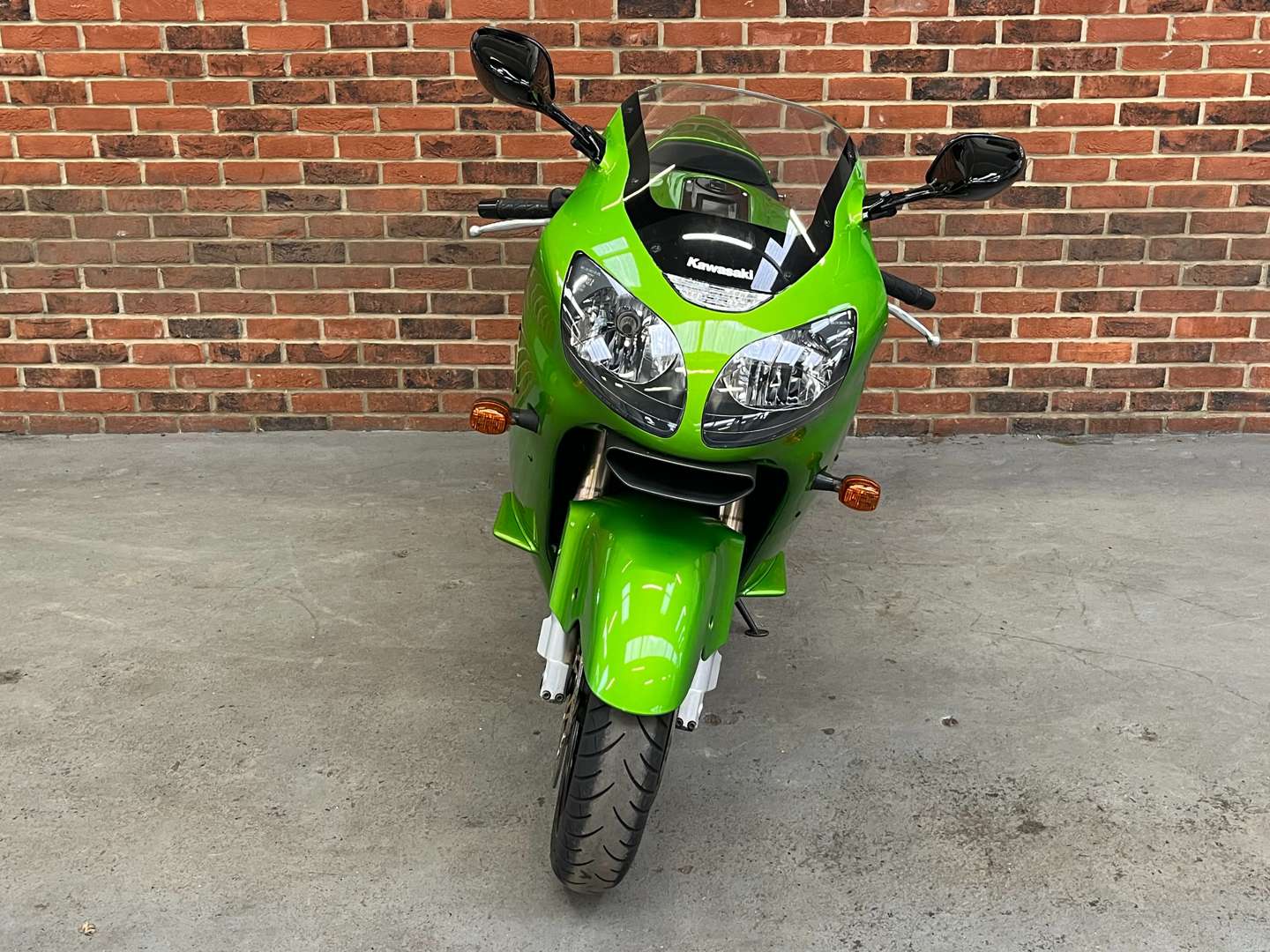 <p>2001 KAWASAKI ZX1200-A1</p>