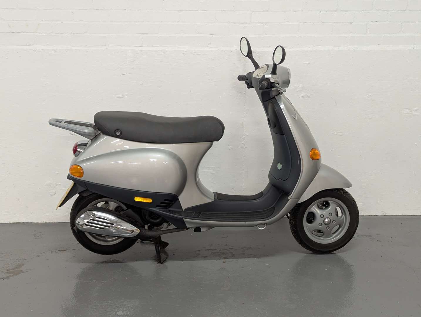 <p>2004 PIAGGIO VESPA ET4</p>