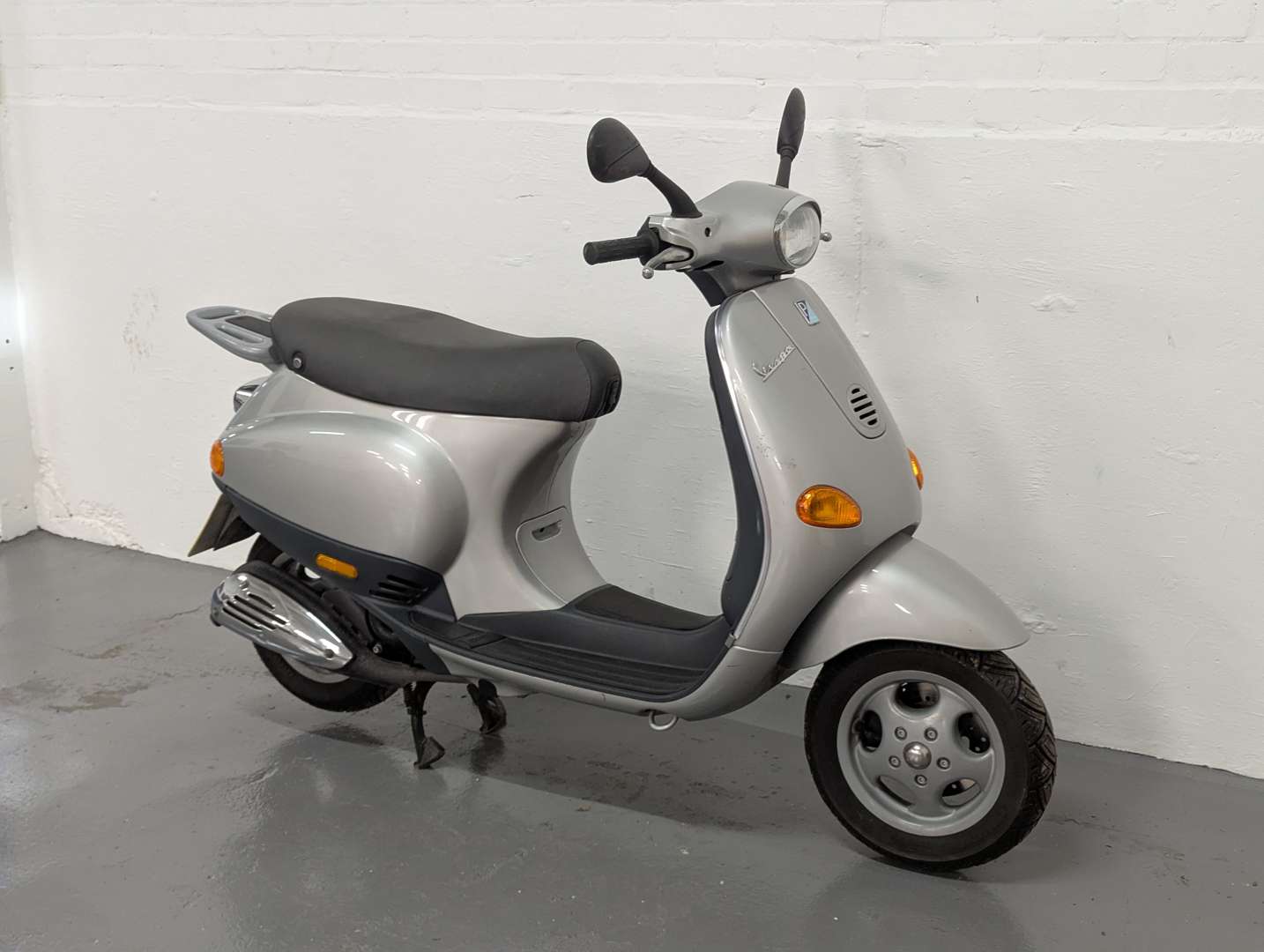<p>2004 PIAGGIO VESPA ET4</p>