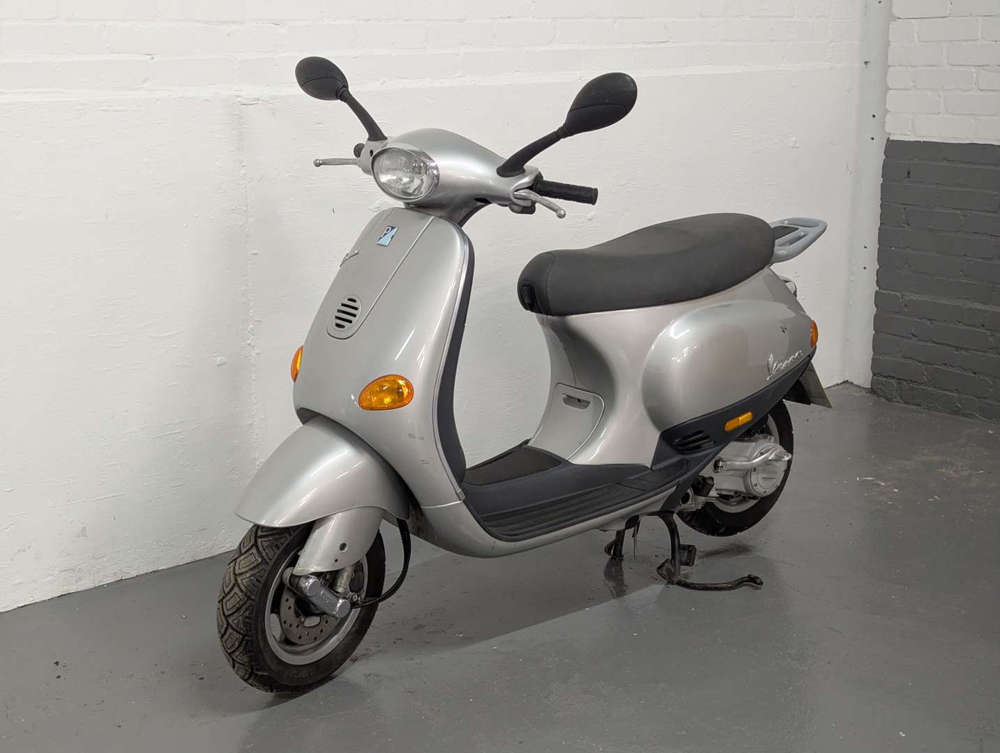 <p>2004 PIAGGIO VESPA ET4</p>