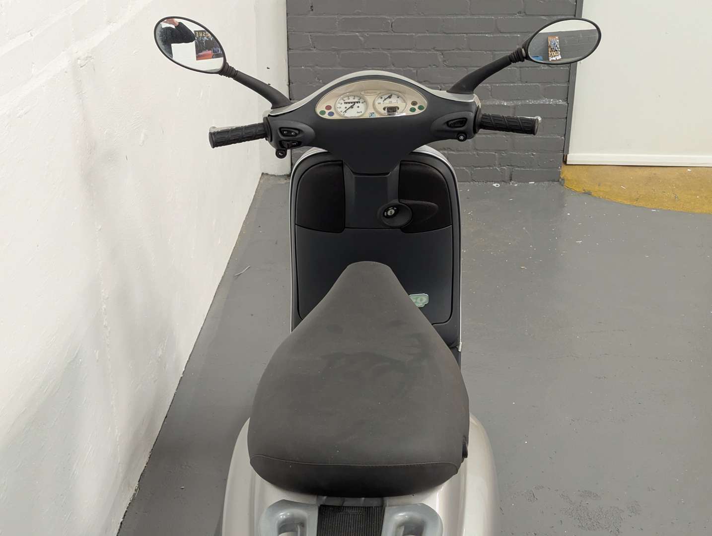 <p>2004 PIAGGIO VESPA ET4</p>