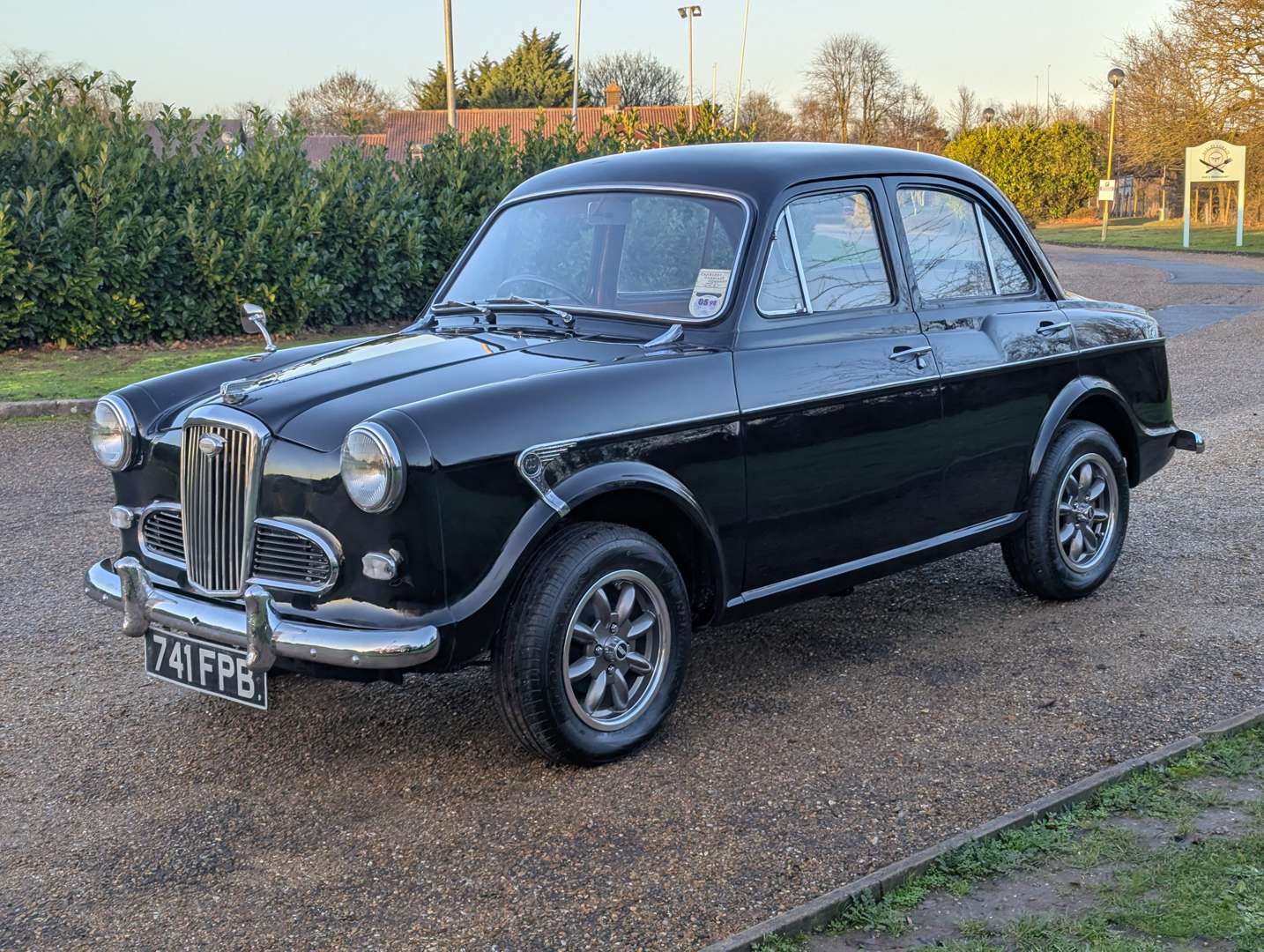 <p>1958 WOLSELEY 1500</p>