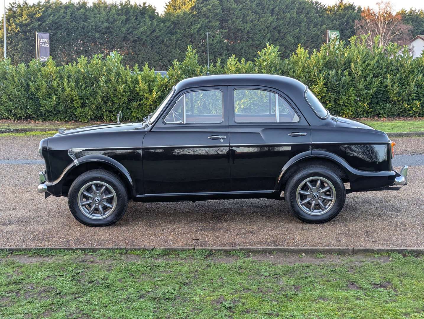 <p>1958 WOLSELEY 1500</p>