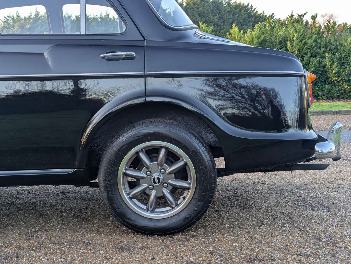 <p>1958 WOLSELEY 1500</p>