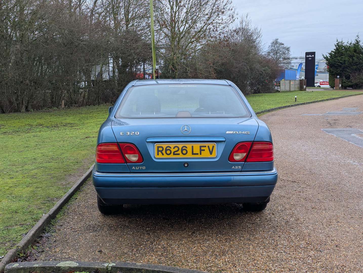 <p>1997 MERCEDES E200 W210 AUTO</p>