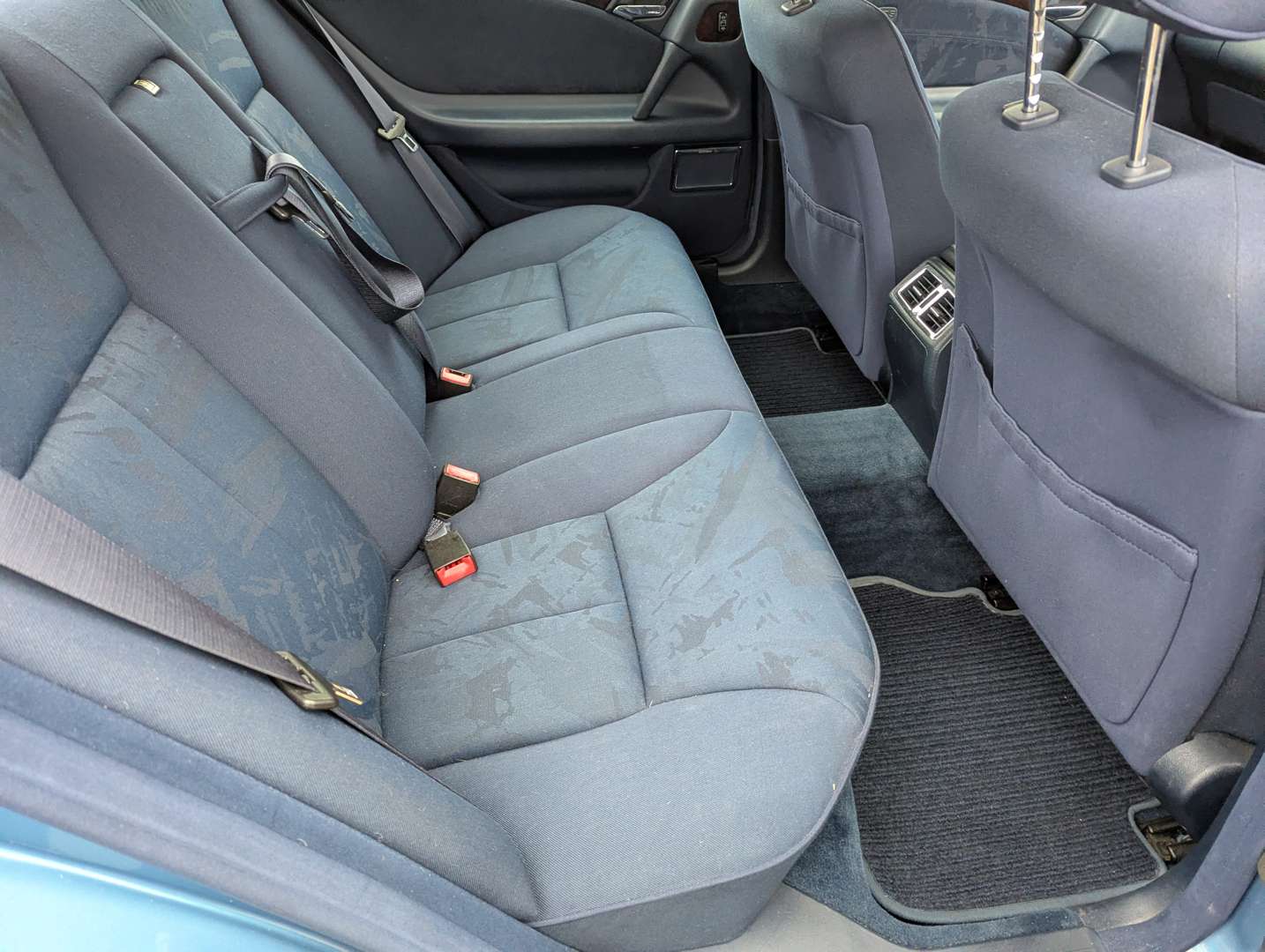 <p>1997 MERCEDES E200 W210 AUTO</p>