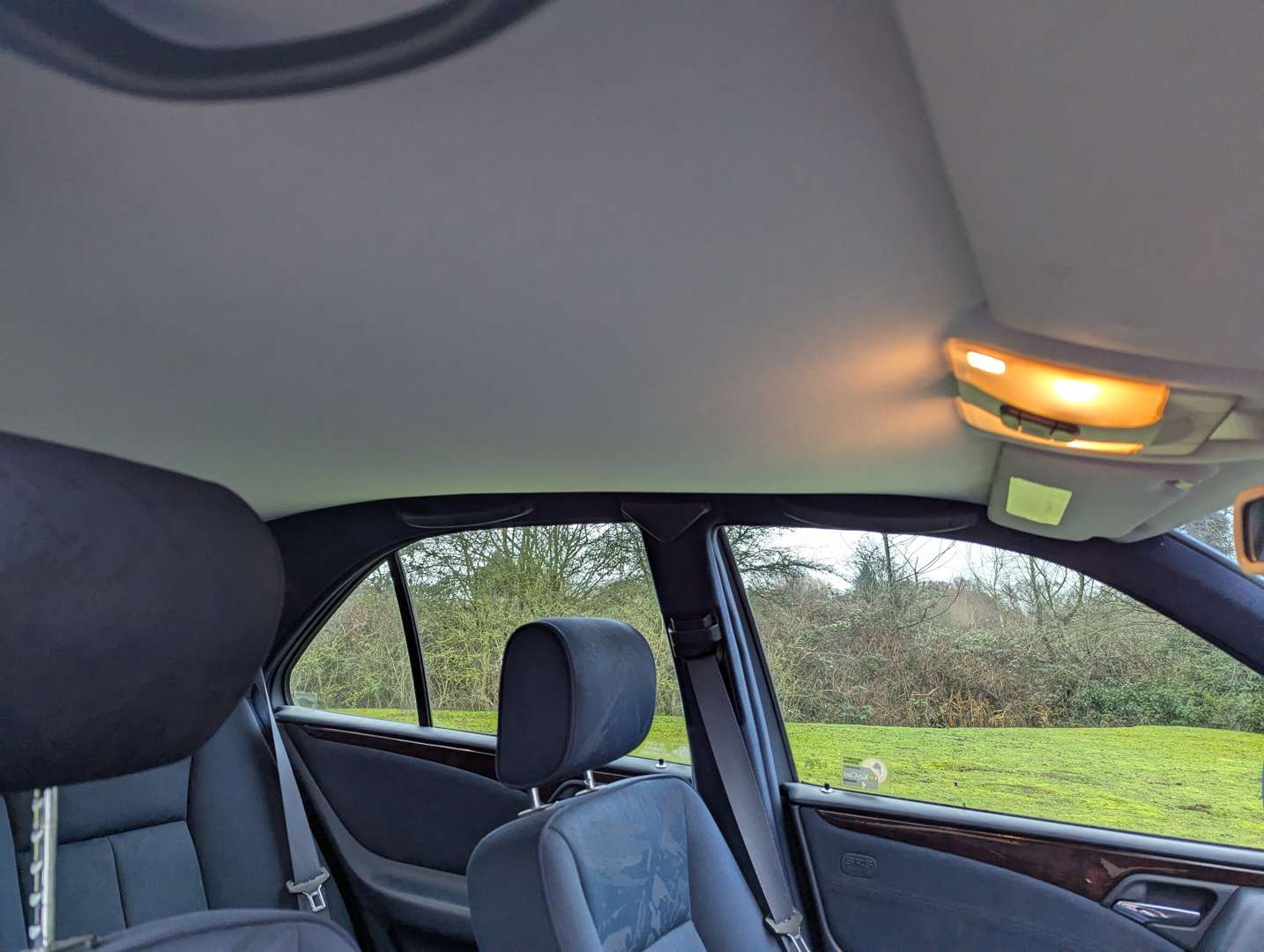 <p>1997 MERCEDES E200 W210 AUTO</p>