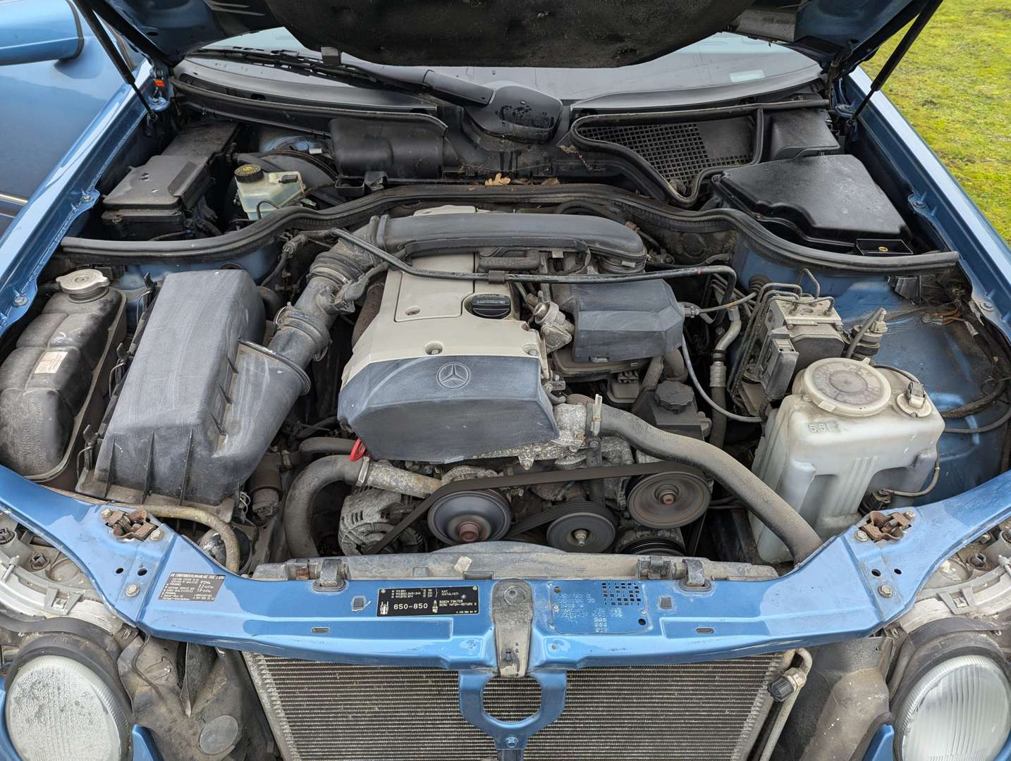 <p>1997 MERCEDES E200 W210 AUTO</p>