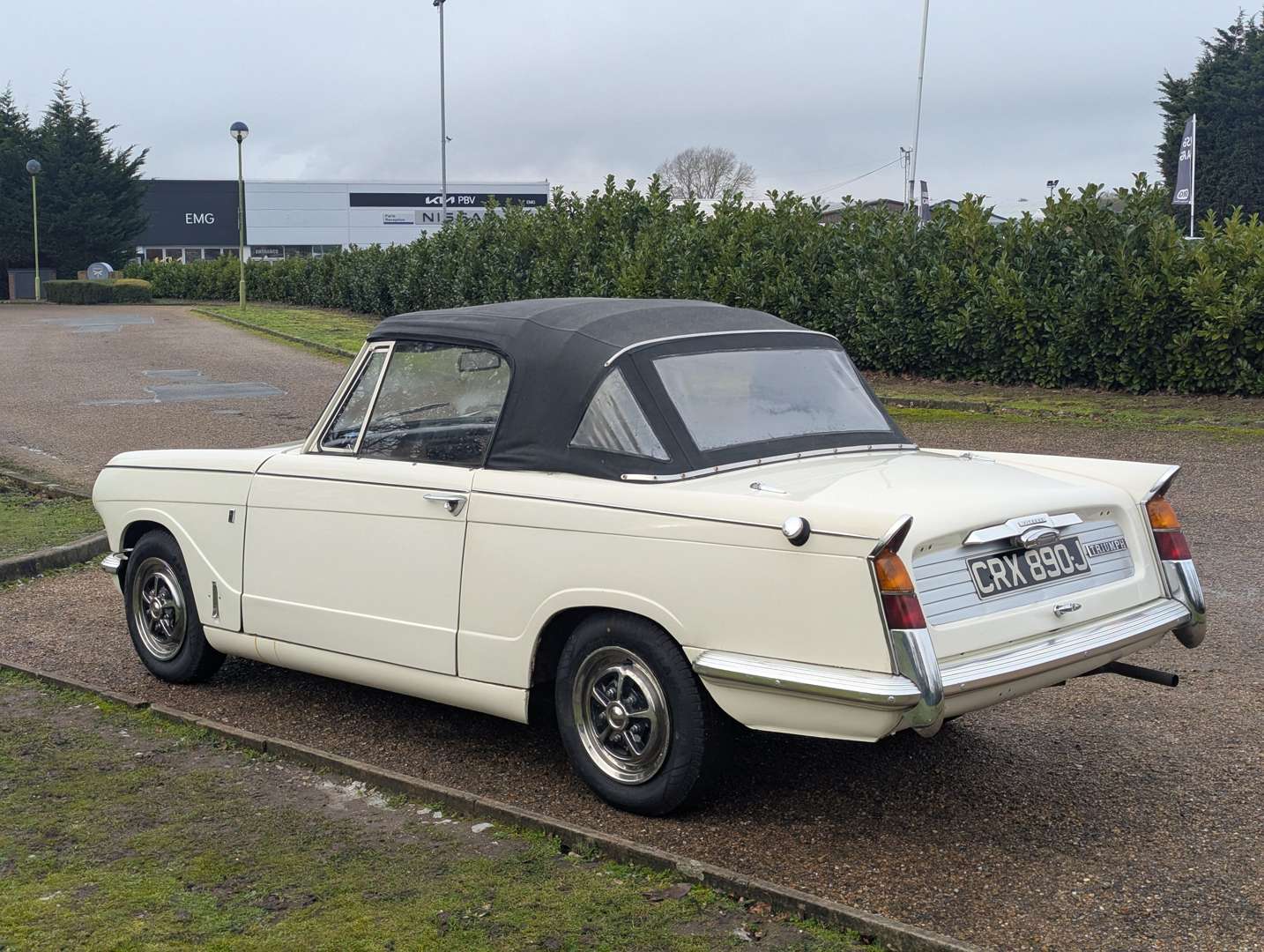 <p>1971 TRIUMPH VITESSE CONVERTIBLE</p>