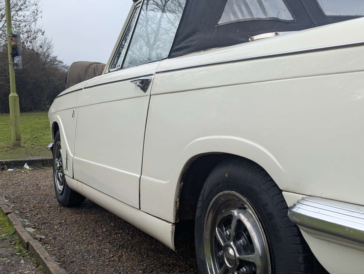 <p>1971 TRIUMPH VITESSE CONVERTIBLE</p>