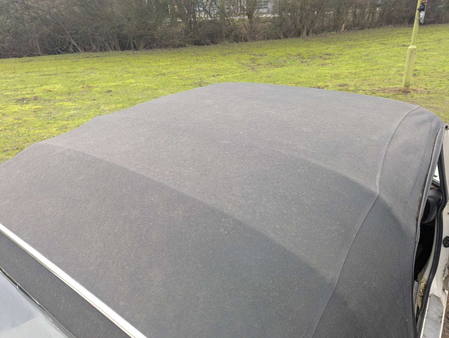 <p>1971 TRIUMPH VITESSE CONVERTIBLE</p>