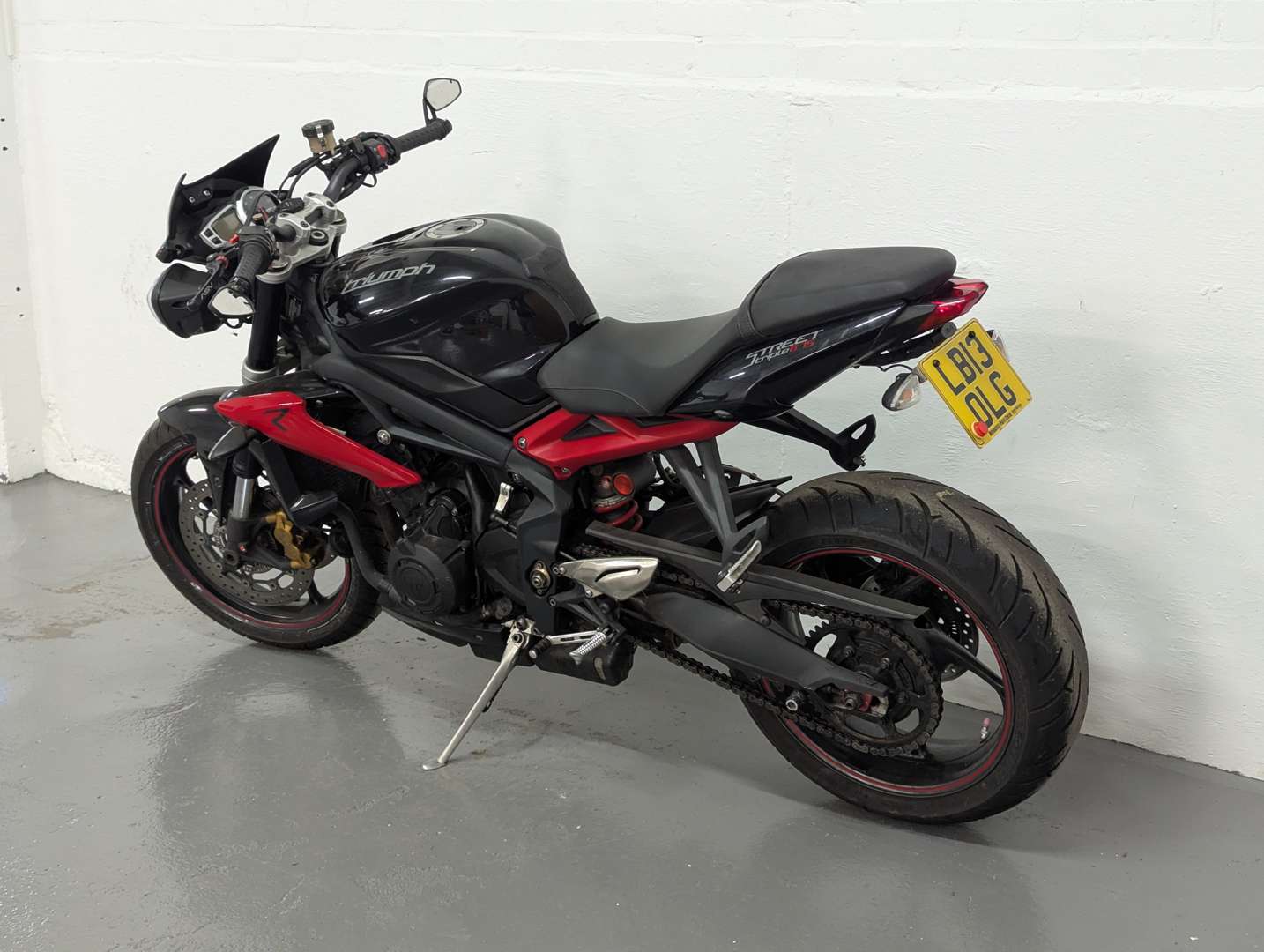 <p>2013 TRIUMPH STREET TRIPLE R ABS 675CC</p>