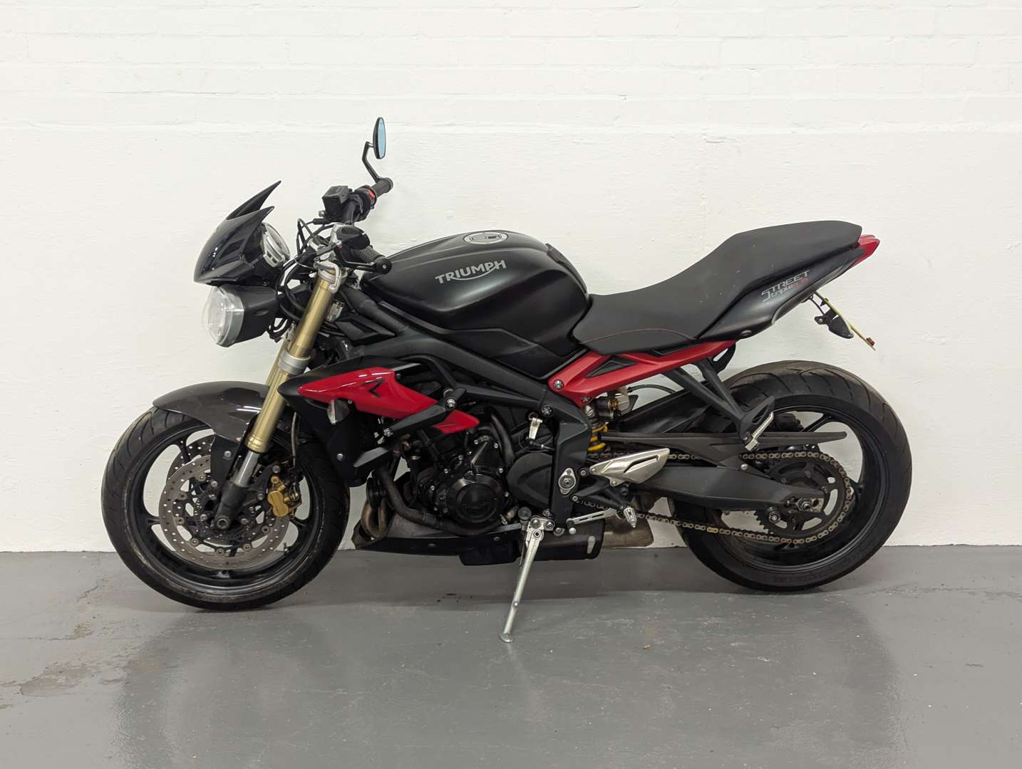 <p>2013 TRIUMPH STREET TRIPLE ABS 675CC&nbsp;</p>