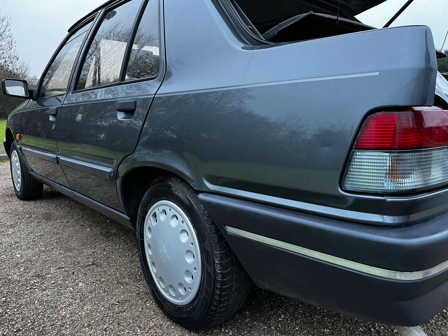 <p>1993 PEUGEOT 309 GL AUTO</p>
