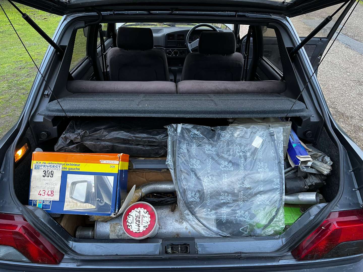 <p>1993 PEUGEOT 309 GL AUTO</p>