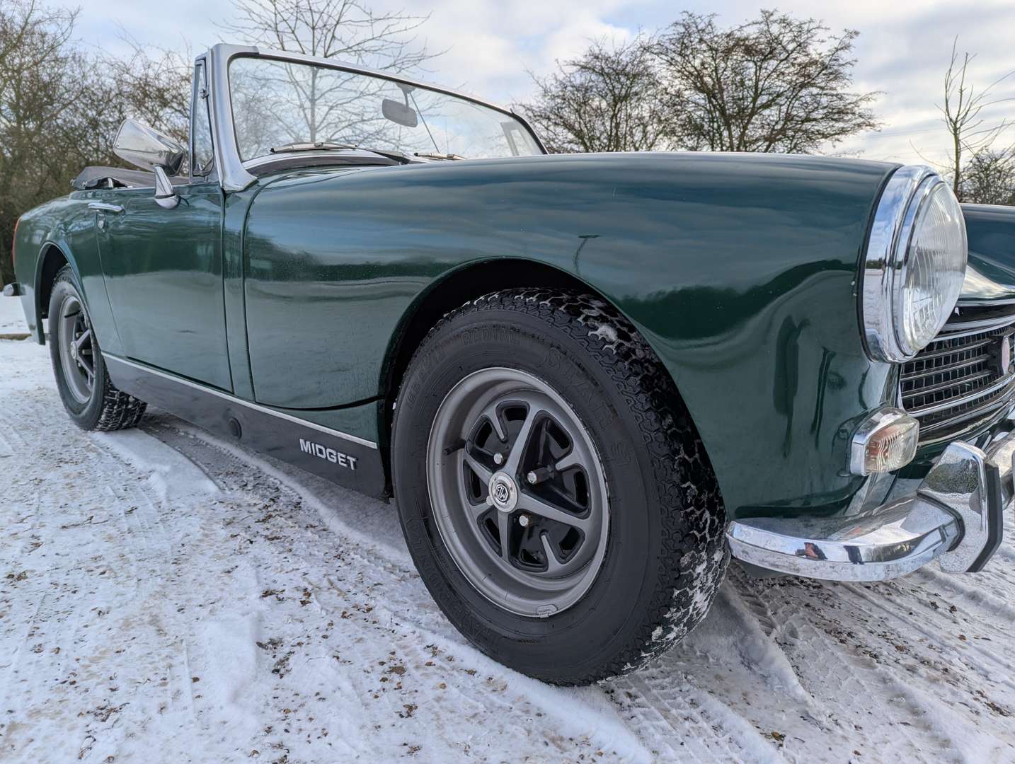 <p>1972 MG MIDGET</p>