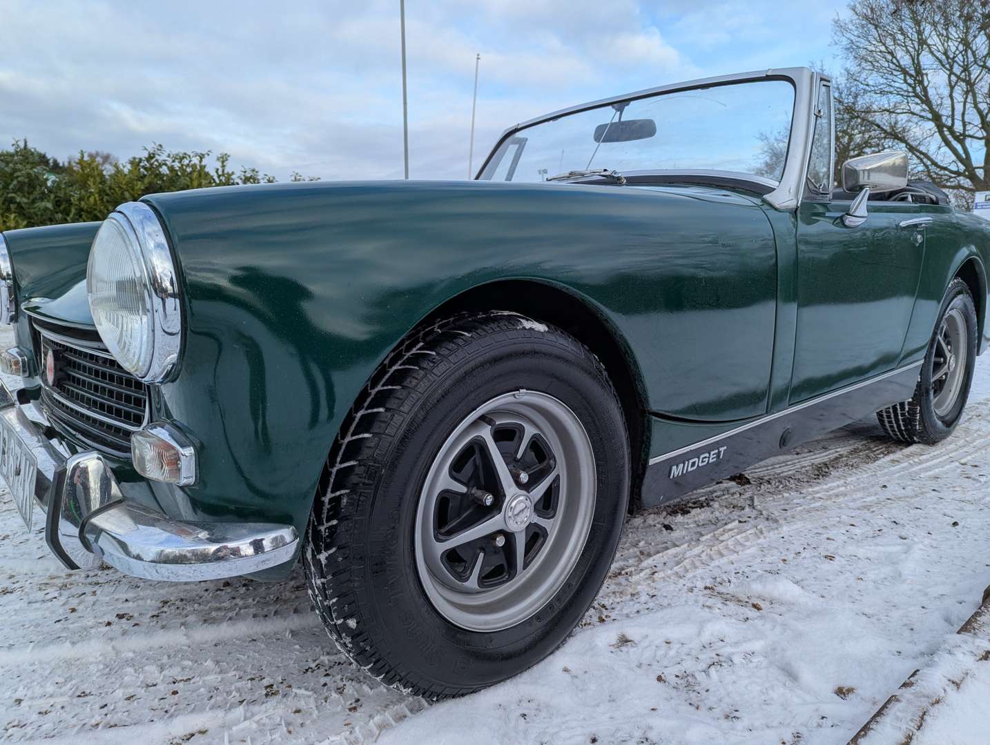 <p>1972 MG MIDGET</p>