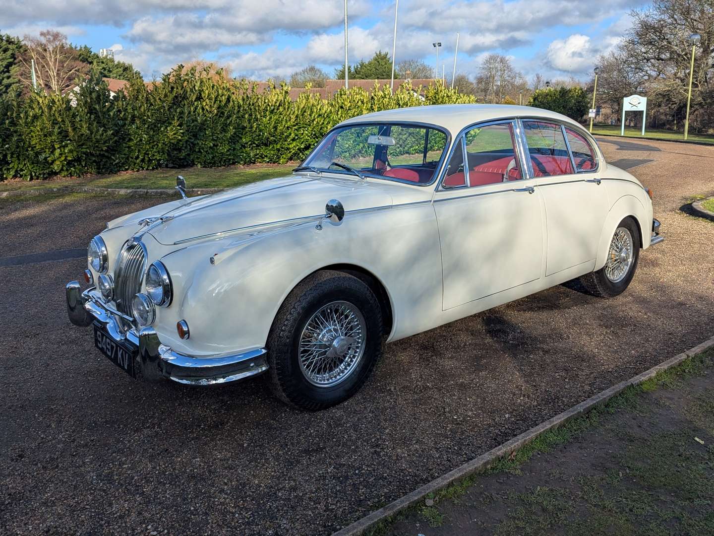 <p>1961 JAGUAR 3.8 MKII</p>
