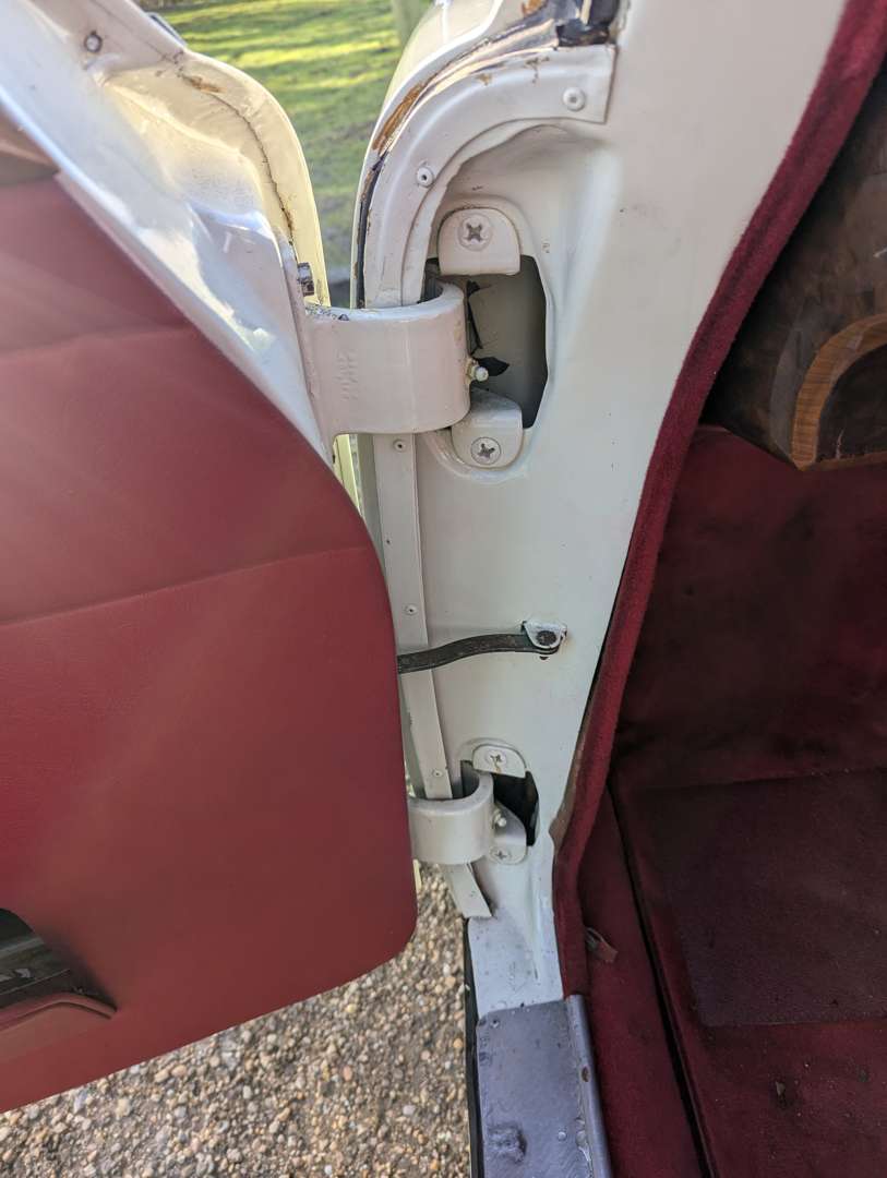 <p>1961 JAGUAR 3.8 MKII</p>