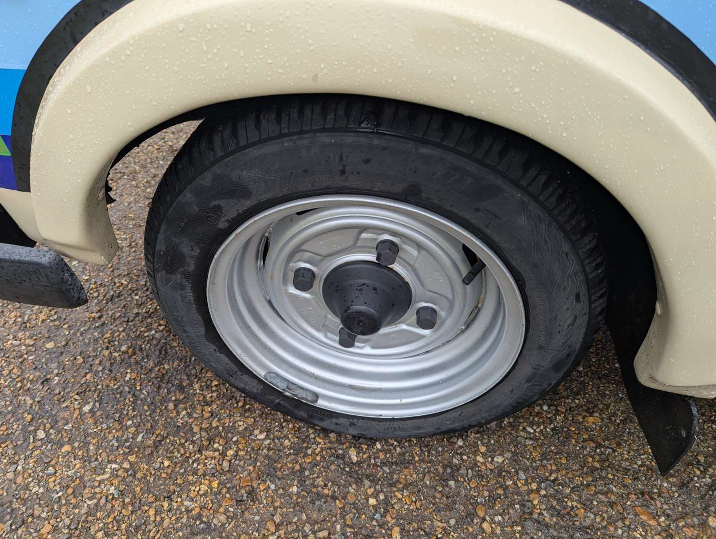 <p>1989 TRABANT 601 LHD</p>