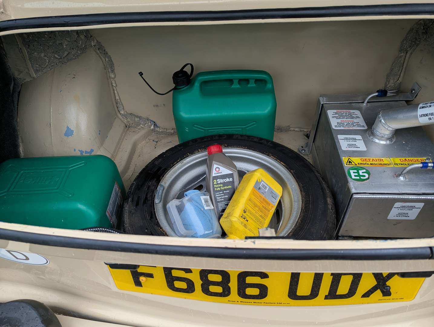 <p>1989 TRABANT 601 LHD</p>