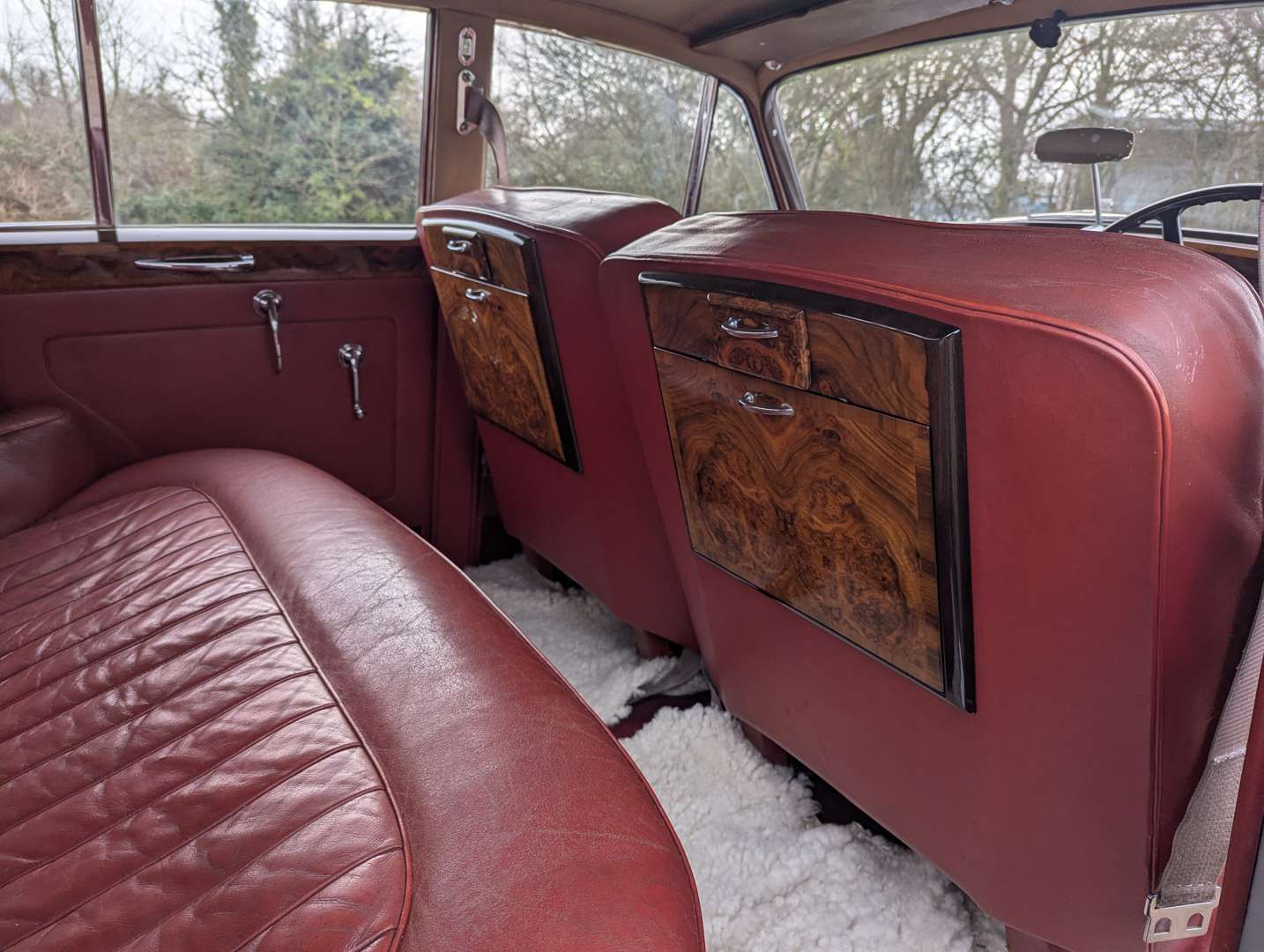 <p>1959 ROLLS ROYCE SILVER CLOUD I</p>