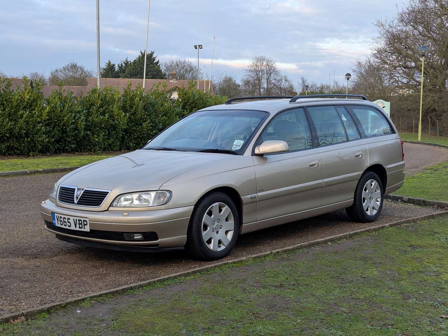 <p>2001 VAUXHALL OMEGA CDX V6 AUTO ESTATE</p>