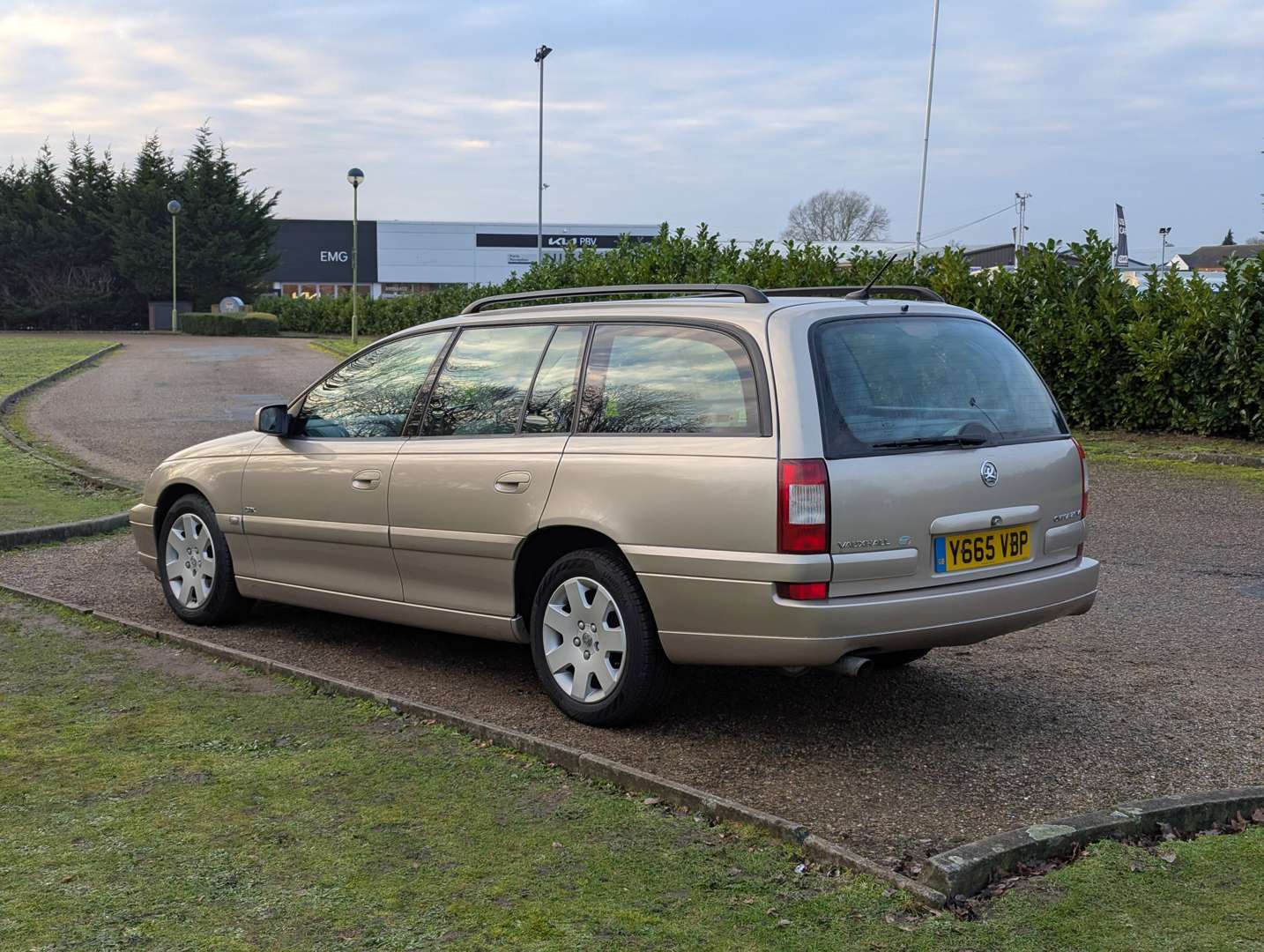 <p>2001 VAUXHALL OMEGA CDX V6 AUTO ESTATE</p>