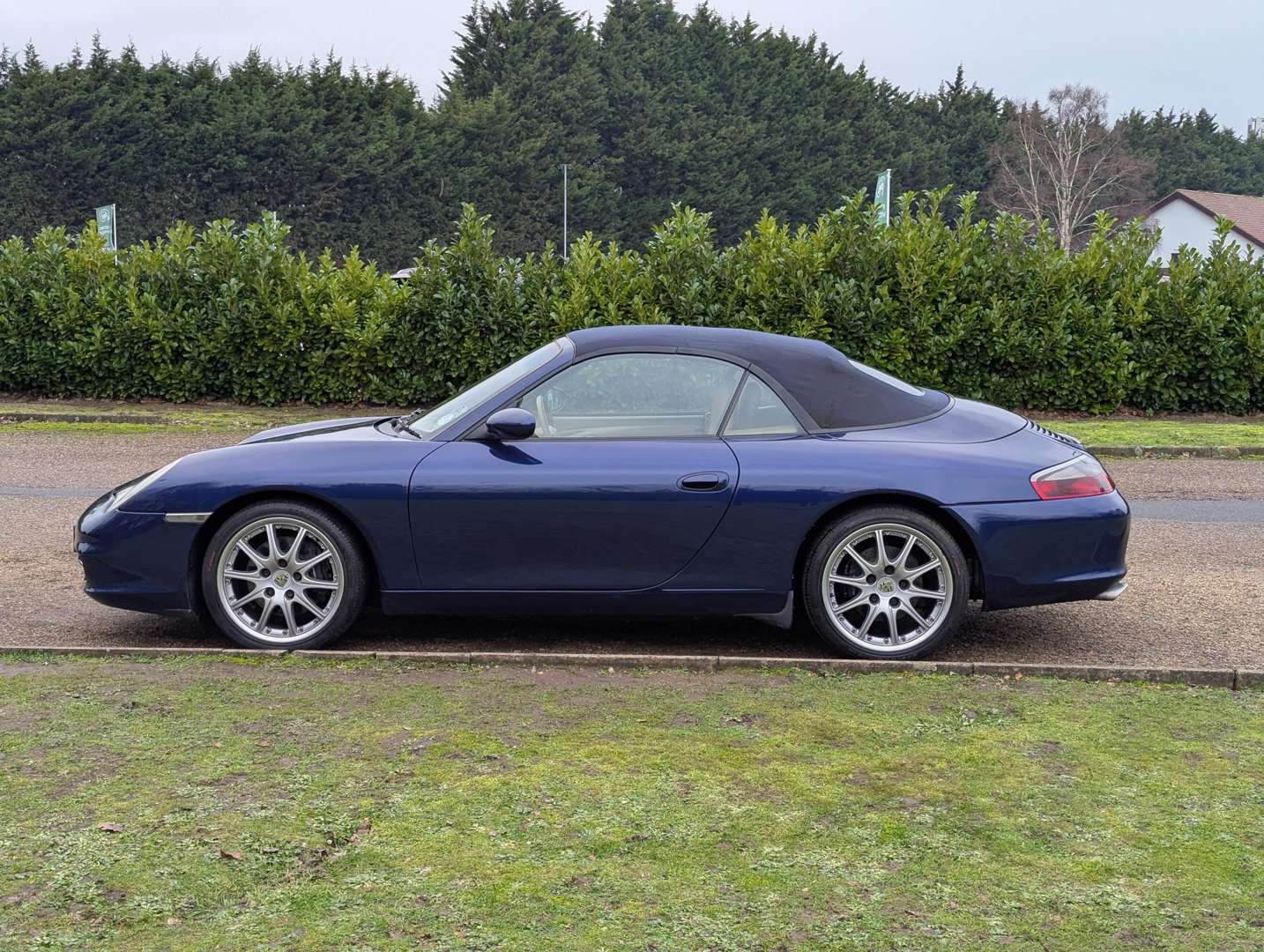 <p>2002 PORSCHE 911 CARRERA 2 TIPTRONIC - ONE REGISTERED KEEPER FROM NEW</p>