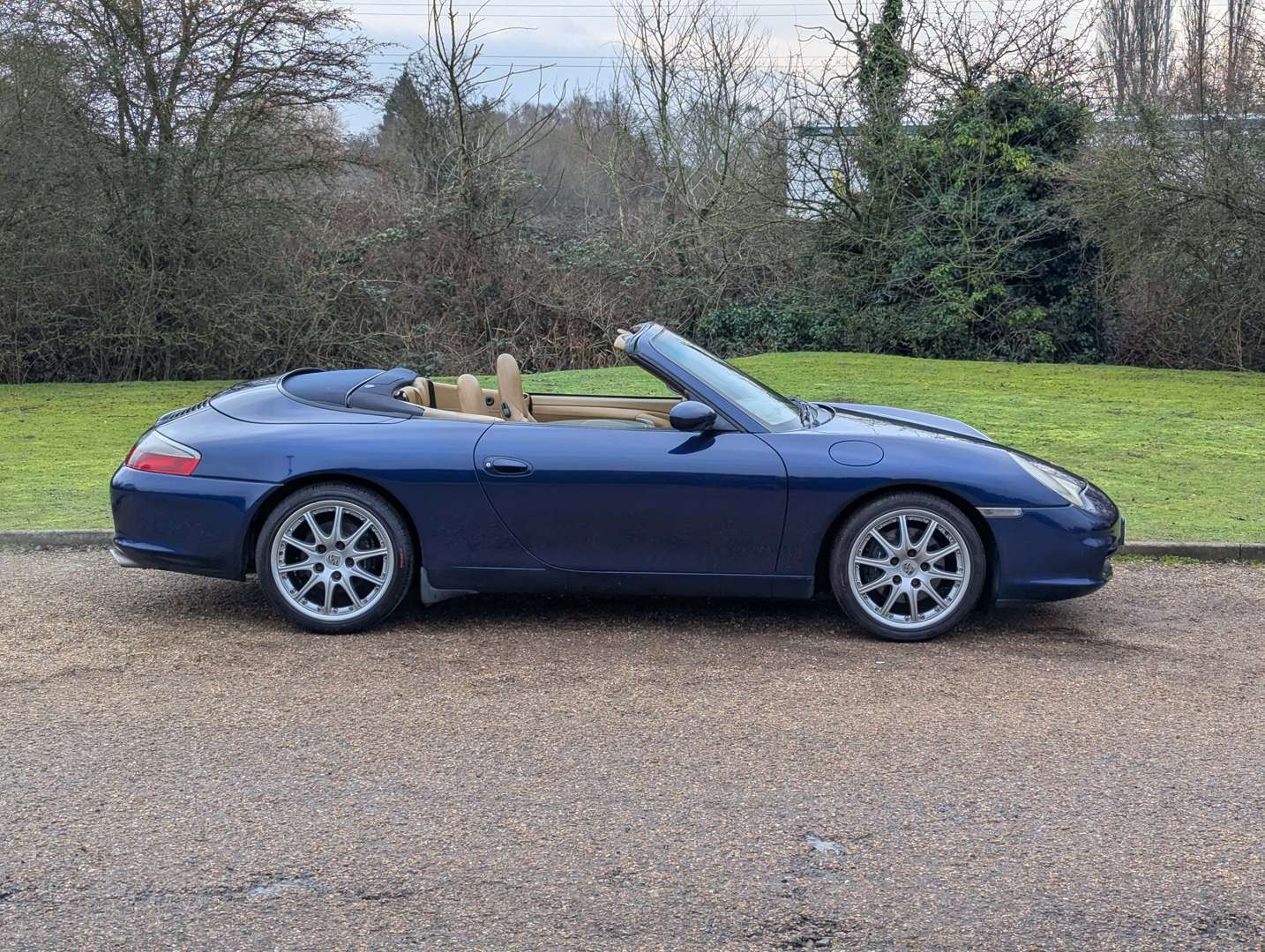 <p>2002 PORSCHE 911 CARRERA 2 TIPTRONIC - ONE REGISTERED KEEPER FROM NEW</p>