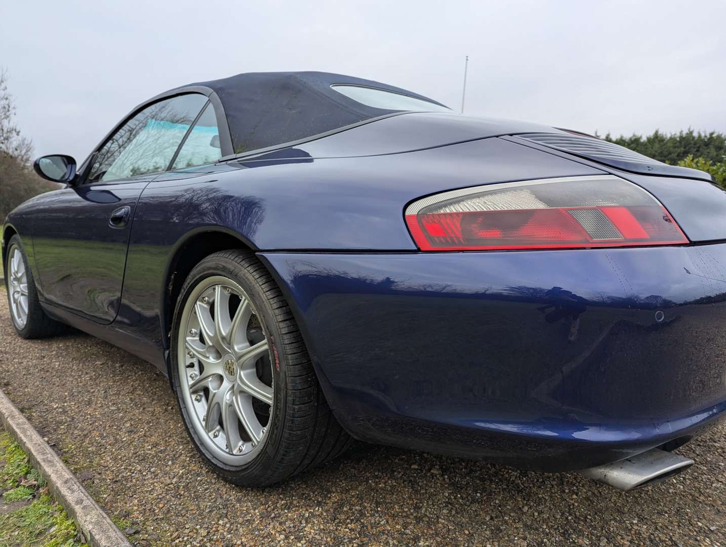 <p>2002 PORSCHE 911 CARRERA 2 TIPTRONIC - ONE REGISTERED KEEPER FROM NEW</p>