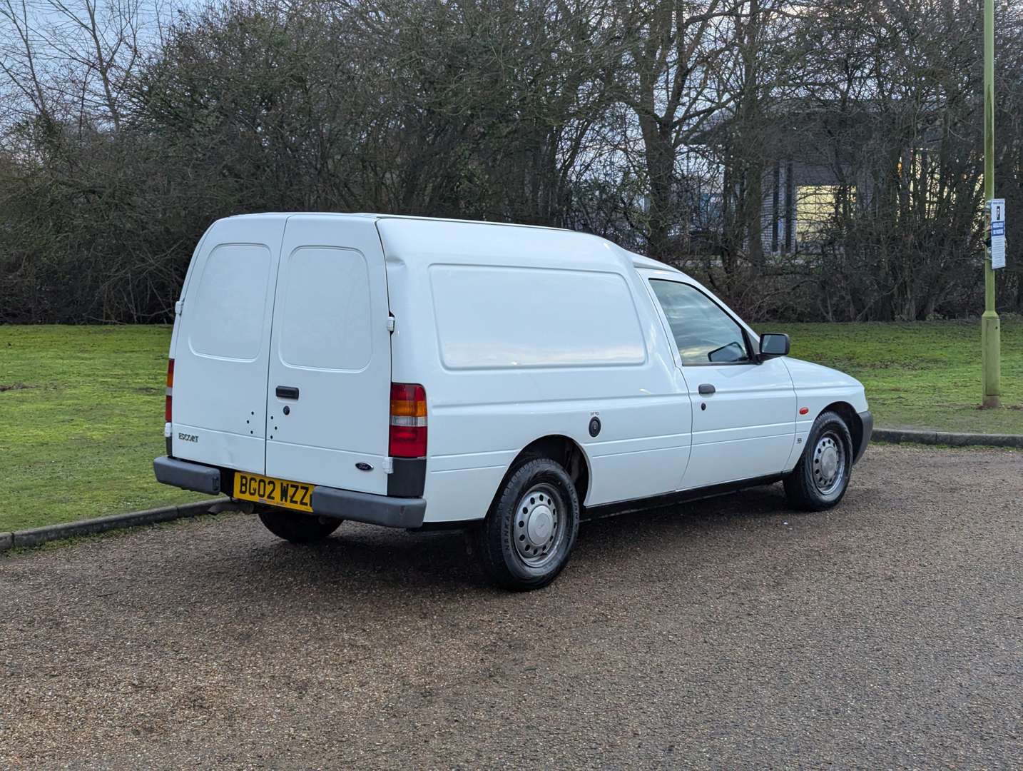 <p>2002 FORD ESCORT 55 D VAN</p>