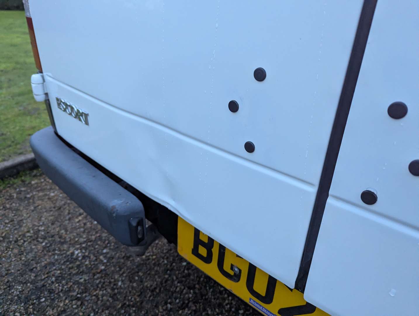 <p>2002 FORD ESCORT 55 D VAN</p>