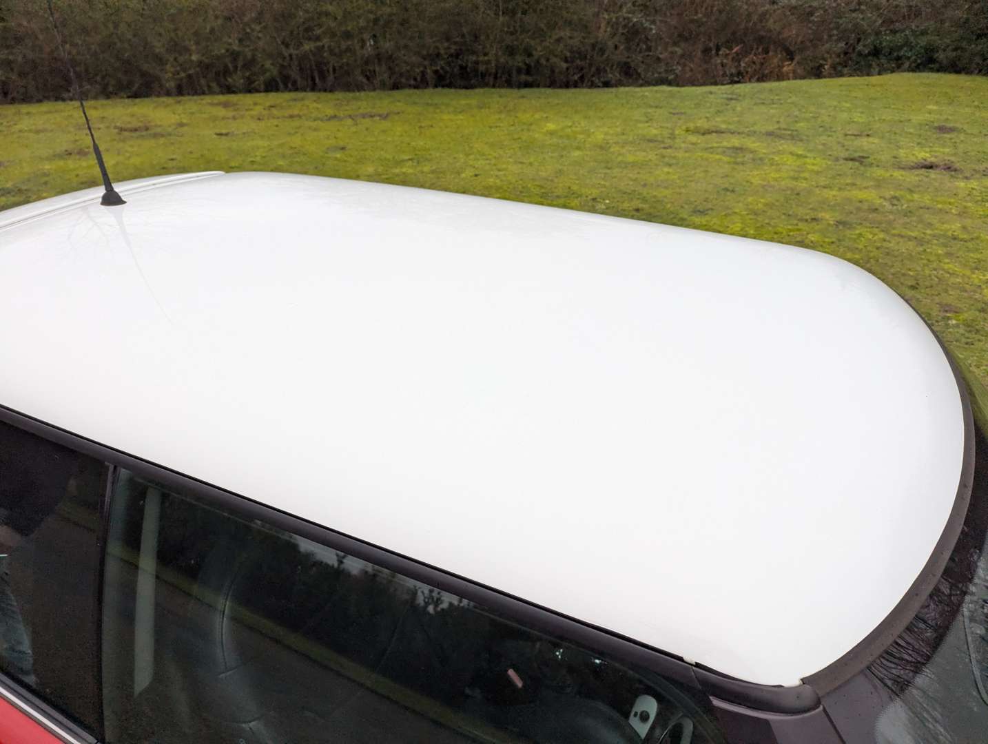 <p>2001 MINI COOPER</p>