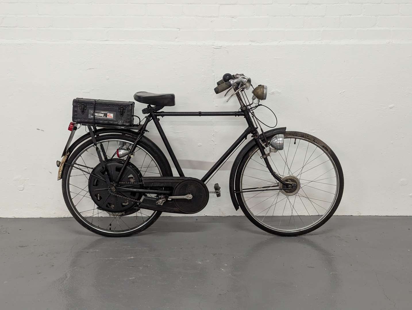 <p>1951 CYCLE MASTER 25CC</p>