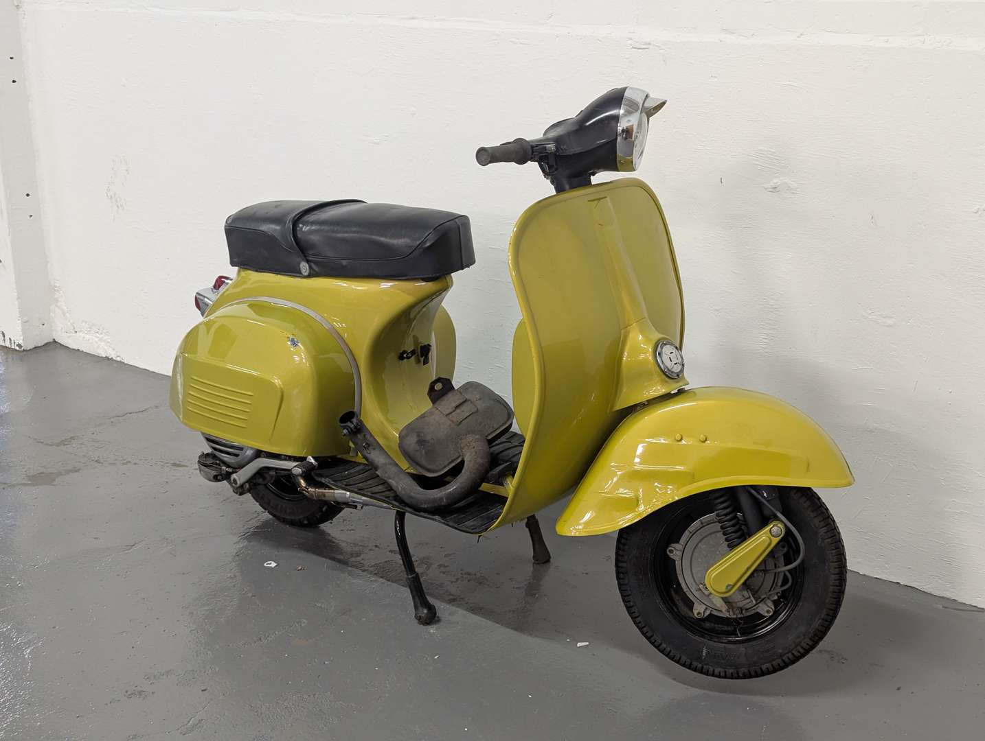 <p>1972 VESPA 125</p>