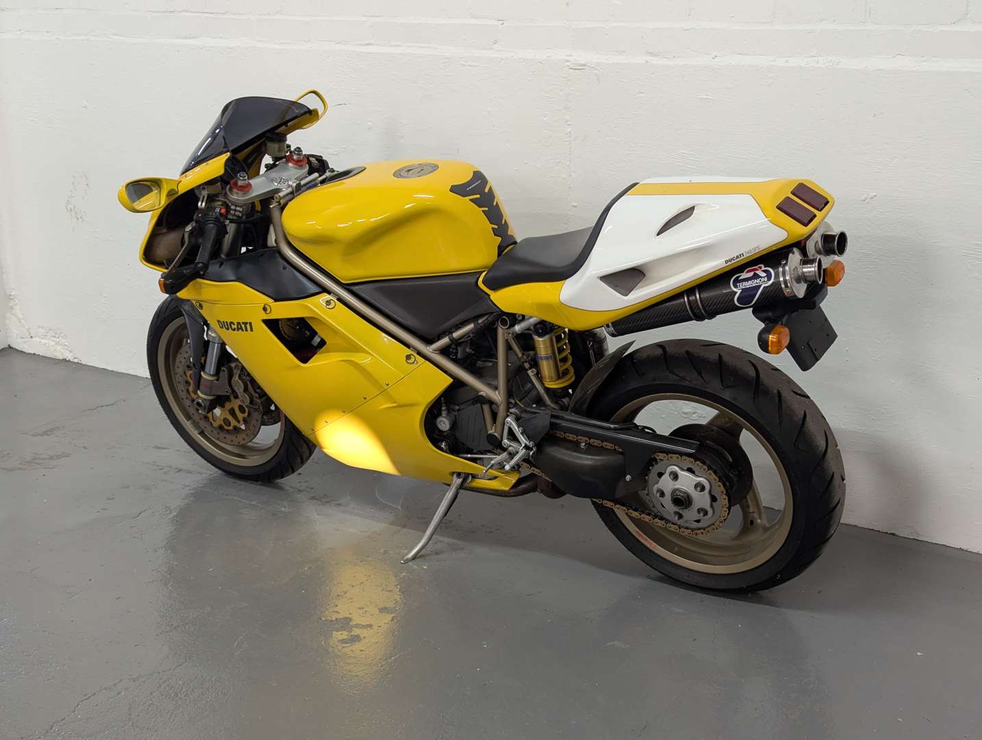 <p>1997 DUCATI 748 SPS</p>