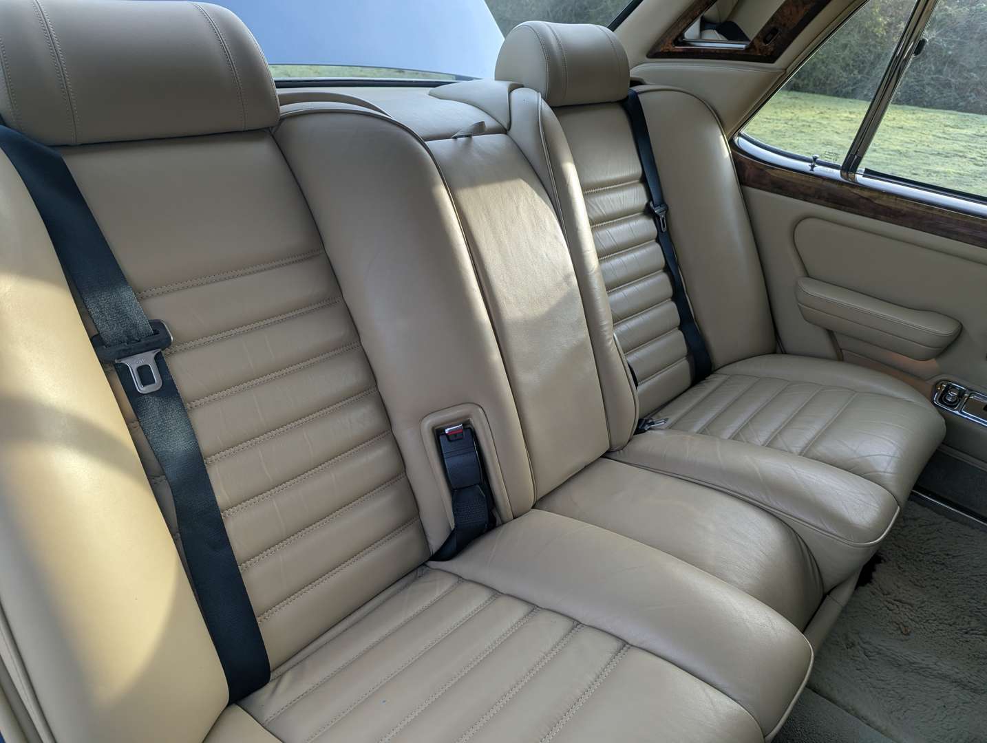 <p>1991 BENTLEY TURBO R AUTO</p>