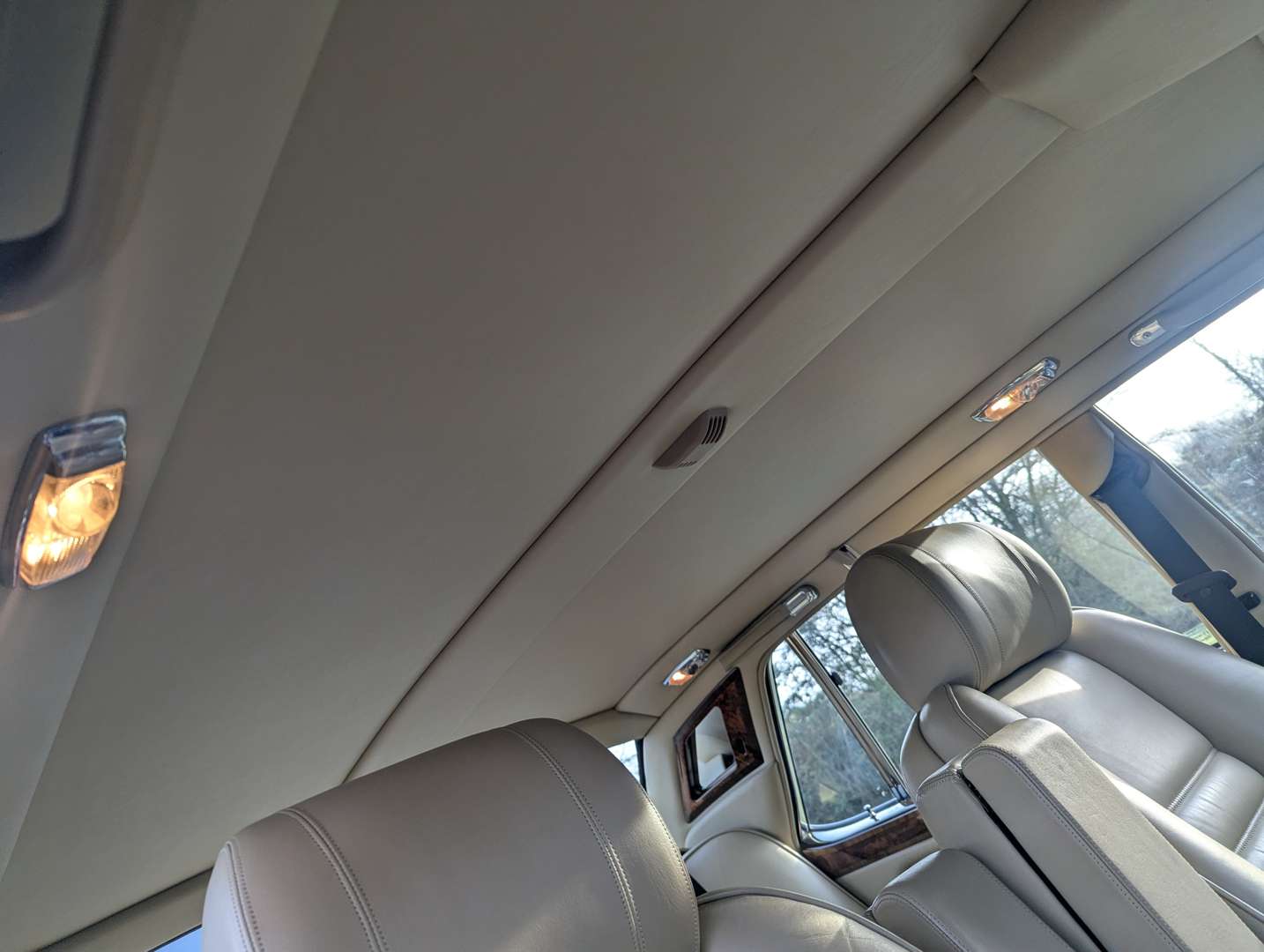 <p>1991 BENTLEY TURBO R AUTO</p>