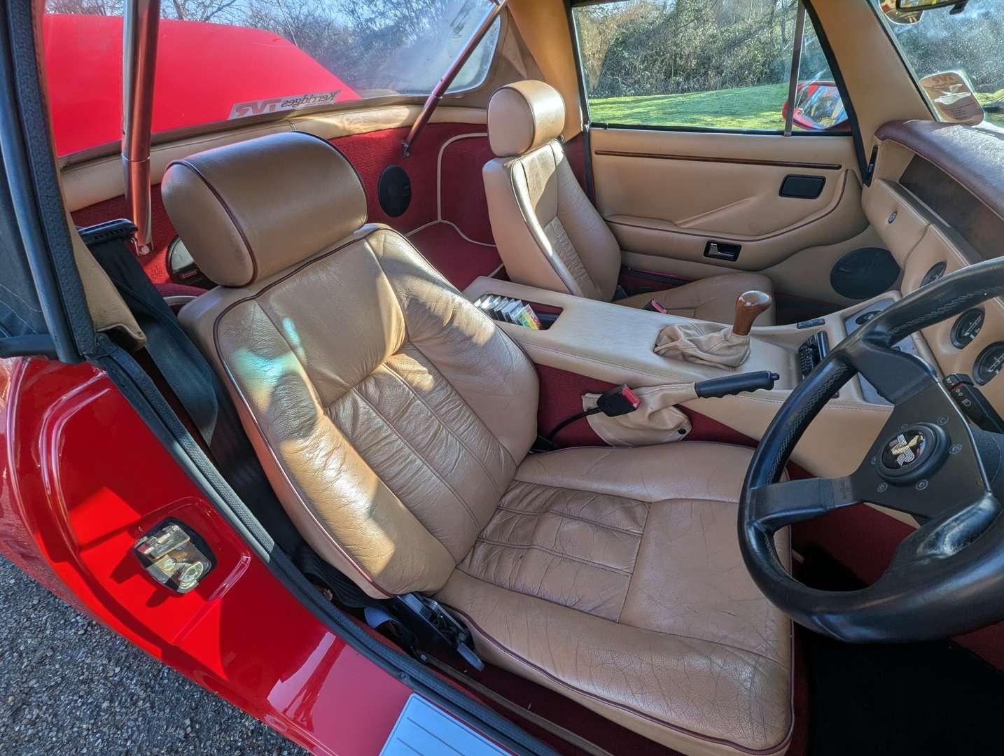 <p>1991 TVR V8 S</p>