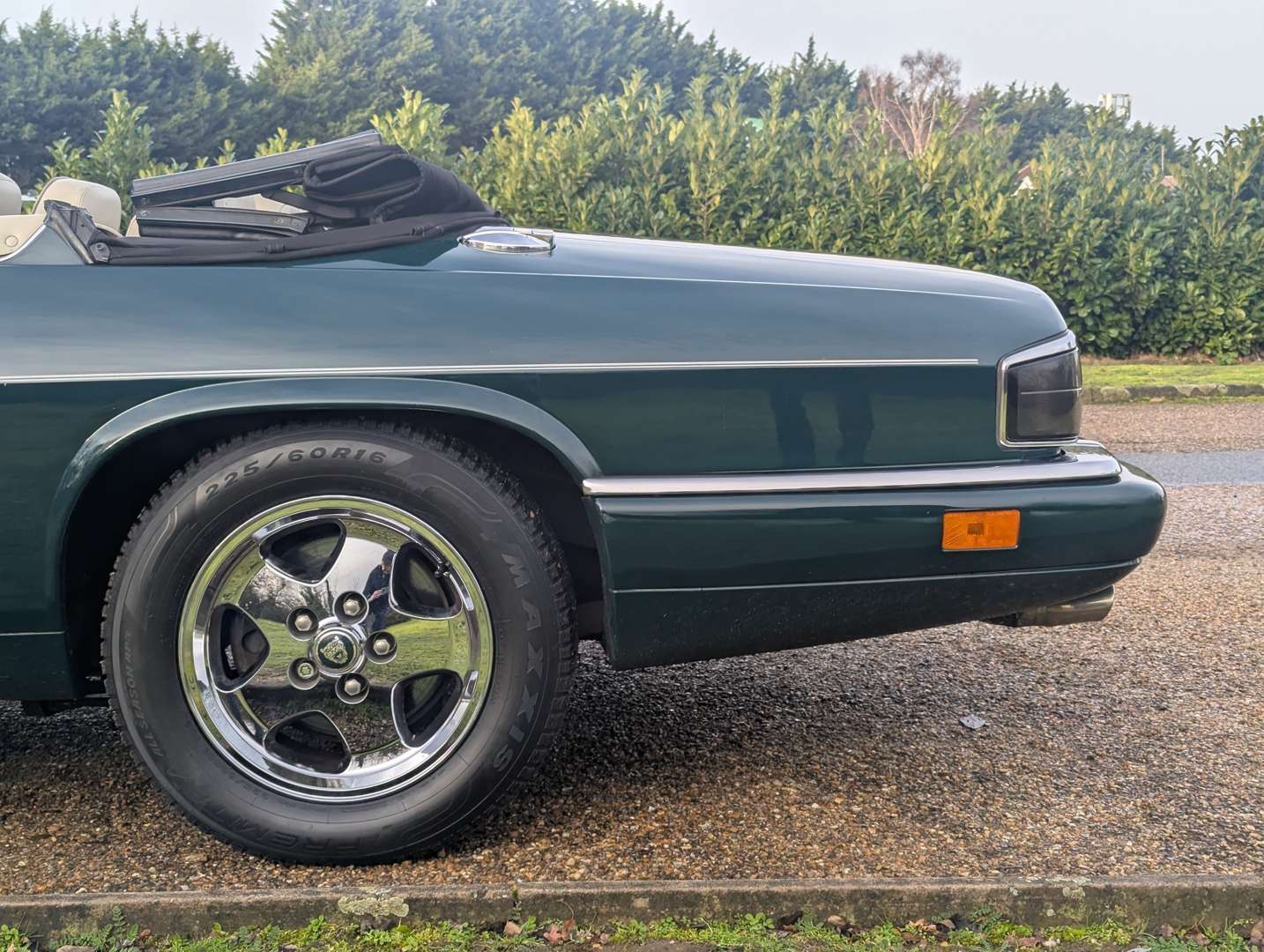 <p>1995 JAGUAR XJ-S 4.0 CONVERTIBLE AUTO</p>